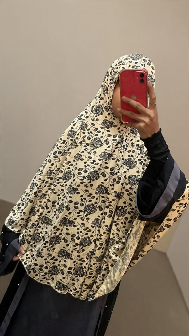 Floral namaz makhana