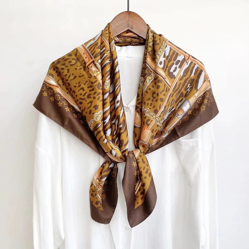 L Stars Printed Square Scarf